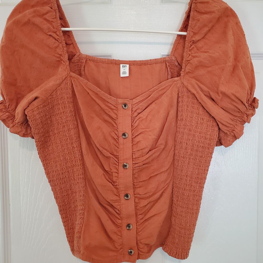 BP. Swiss Dot Ruched Puff Sleeve Top Rust Orange Size M - Picture 4 of 9